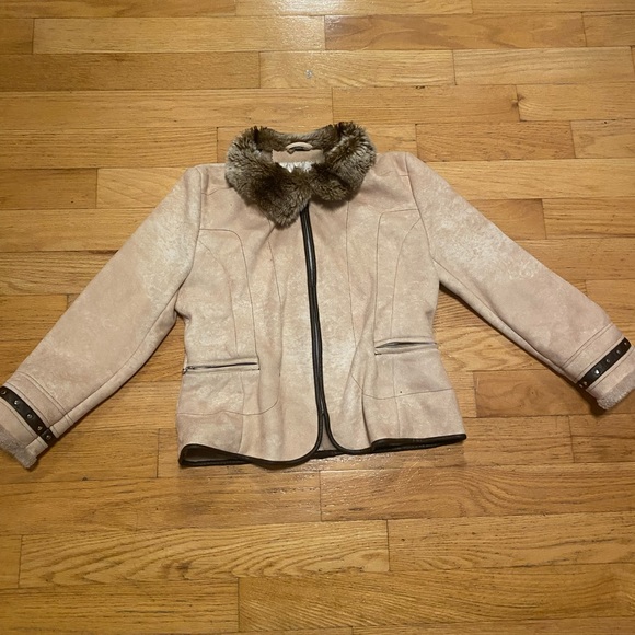 nuage Jackets & Blazers - Super cute beige vintage penny lane jacket 💕